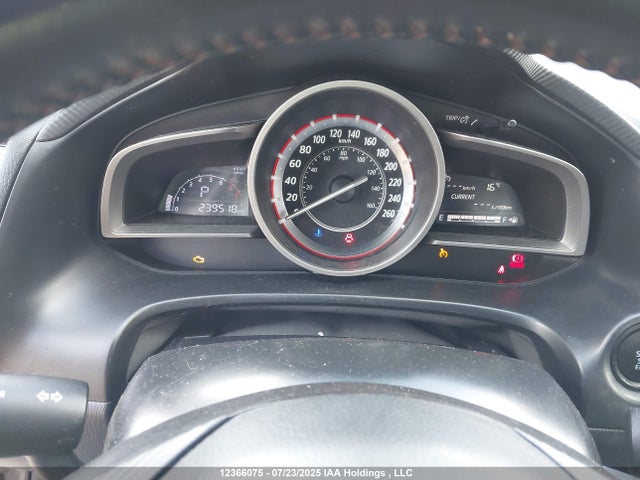 3MZBM1V76FM177728 Mazda pe