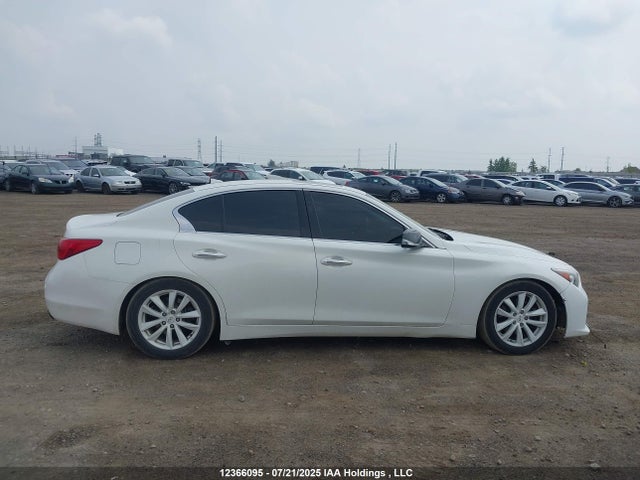 JN1AV7AR1EM701838 Infiniti Q50