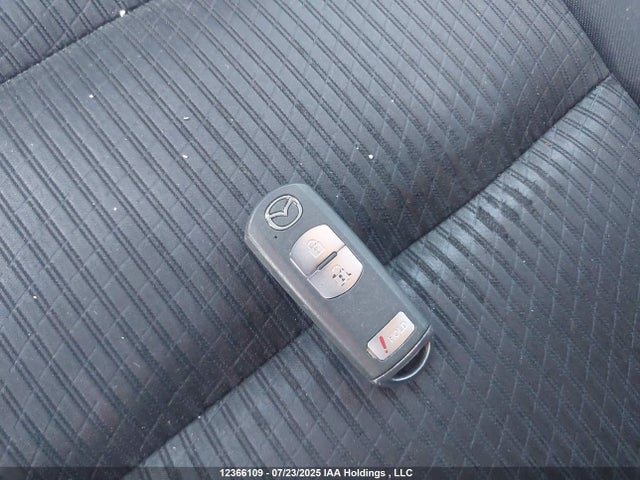 JM3KE4CY9E0331211 Mazda py