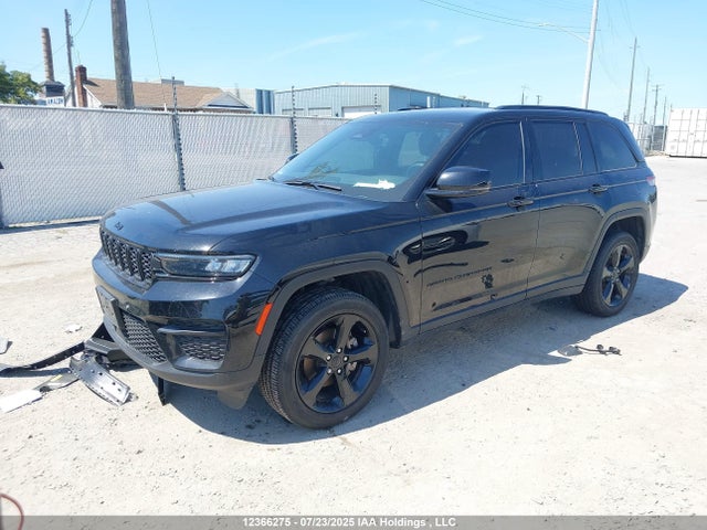 Jeep Grand Cherokee 2023 1C4RJHAG7PC646711 Image 2