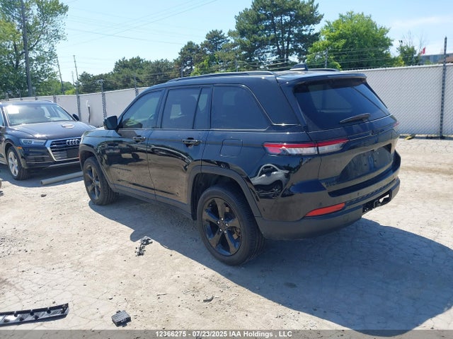 Jeep Grand Cherokee 2023 1C4RJHAG7PC646711 Image 3