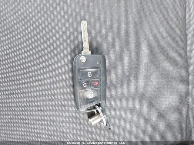 3VV0B7AX3KM106734 Volkswagen 2019