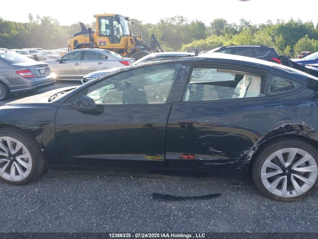 5YJ3E1EA3NF202961 Tesla MODEL 3