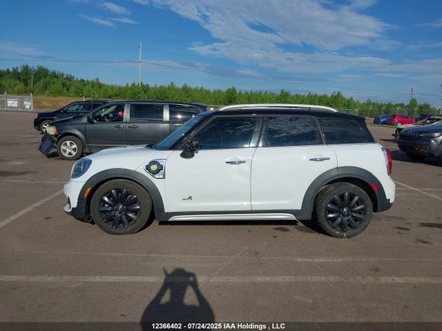 Mini 2018 2018 WMZYU7C42J3E56731 Image 14