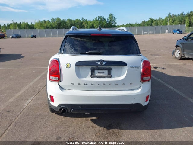 Mini 2018 2018 WMZYU7C42J3E56731 Image 16