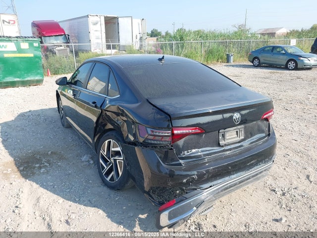 3VWGM7BUXRM028715 Volkswagen tsi