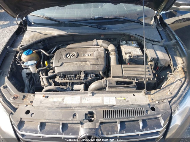 1VWBS7A34EC075842 Volkswagen Passat