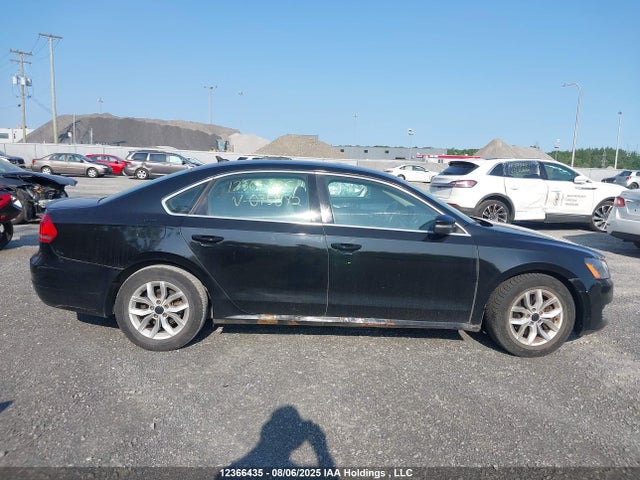 1VWBS7A34EC075842 Volkswagen Passat