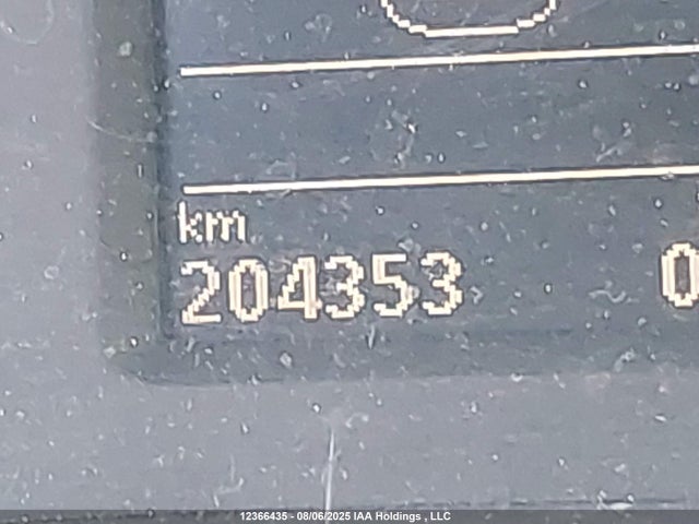 1VWBS7A34EC075842 Volkswagen Passat