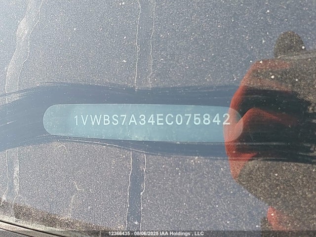 1VWBS7A34EC075842 Volkswagen Passat
