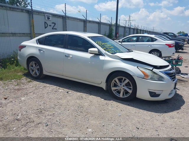 1N4AL3AP6FN320692 Nissan 2015