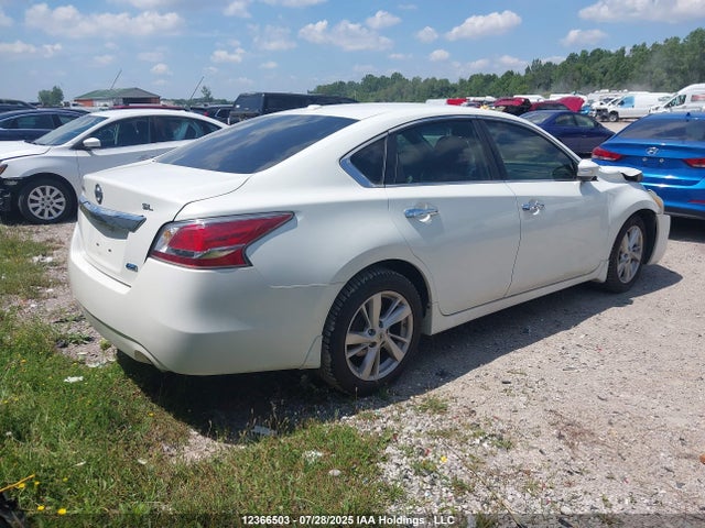 1N4AL3AP6FN320692 Nissan 2015