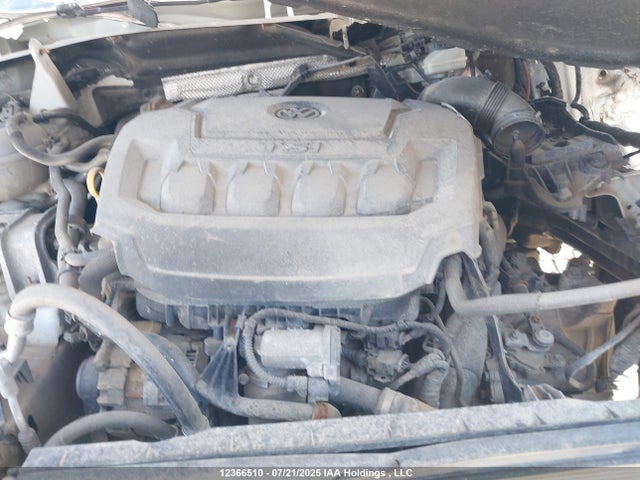 Volkswagen Tiguan 2018 3VV2B7AX7JM008572 Image 10