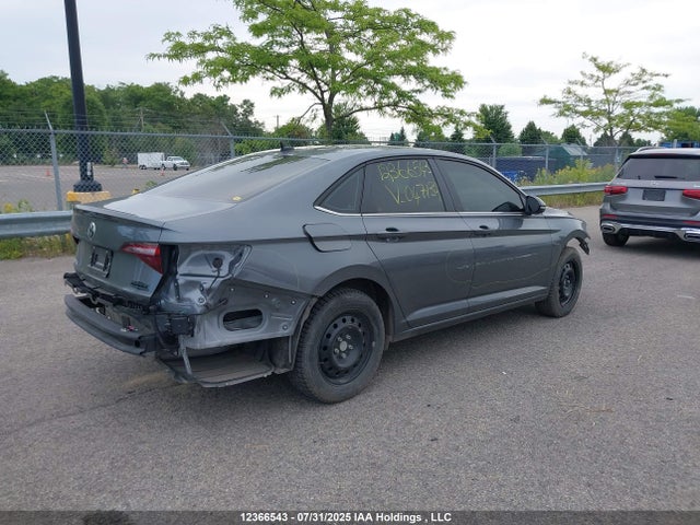 3VWGM7BU4RM047132 Volkswagen tsi