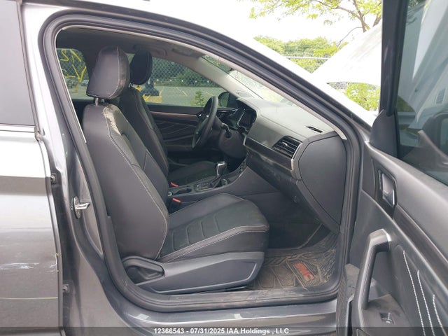 3VWGM7BU4RM047132 Volkswagen tsi