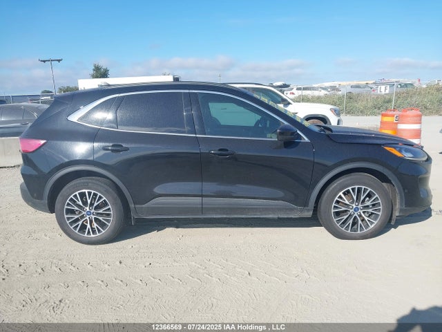 2022 Ford Escape Phev Titanium მანქანა იყიდება აუქციონზე, vin: 1FMCU0LZ5NUB47969, აუქციონის ნომერი: 12366569