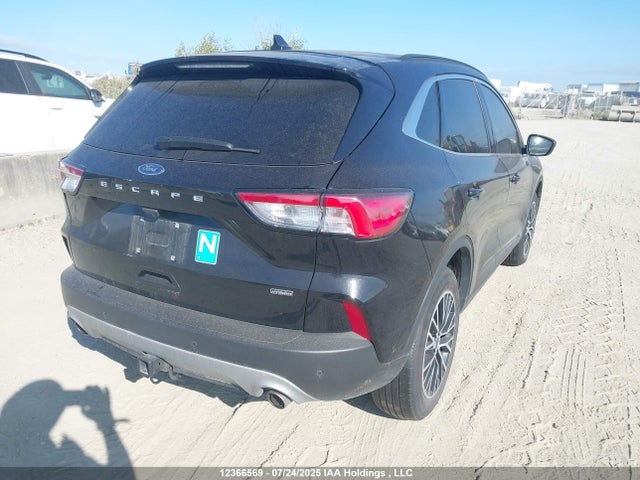 2022 Ford Escape Phev Titanium მანქანა იყიდება აუქციონზე, vin: 1FMCU0LZ5NUB47969, აუქციონის ნომერი: 12366569