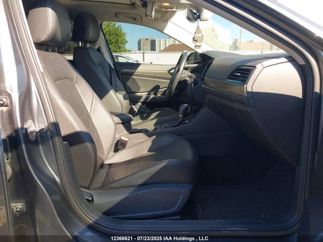 3VWG57BU5KM252882 Volkswagen 1.4 tsi