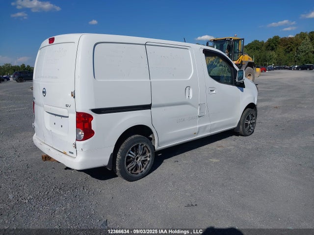 3N6CM0KNXEK698978 Nissan 2014