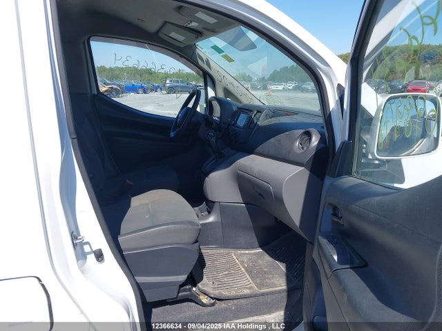 3N6CM0KNXEK698978 Nissan 2014