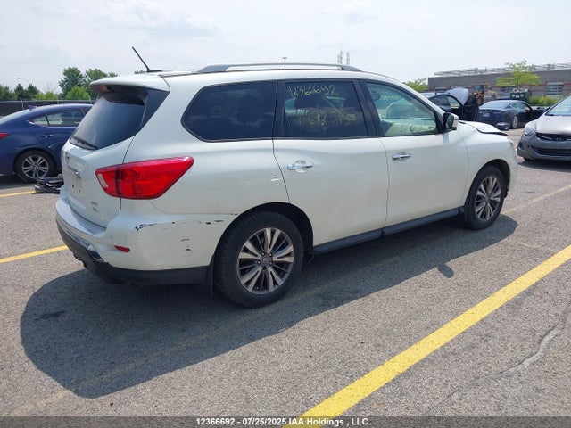5N1DR2MM7JC672519 Nissan Pathfinder