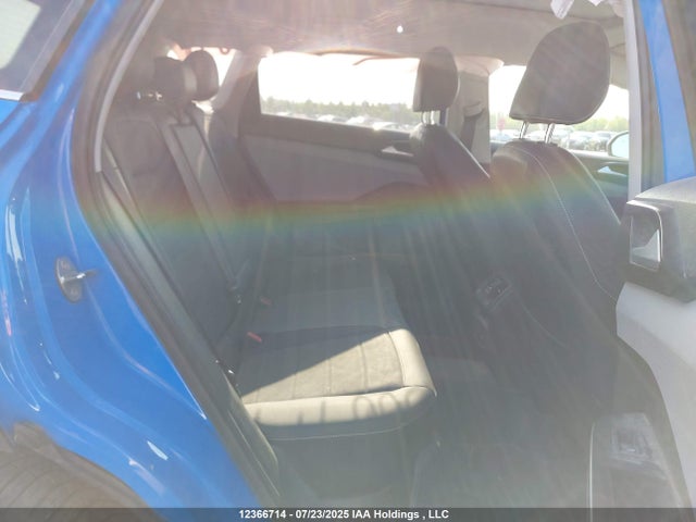 3VVLX7B21NM060293 Volkswagen tsi