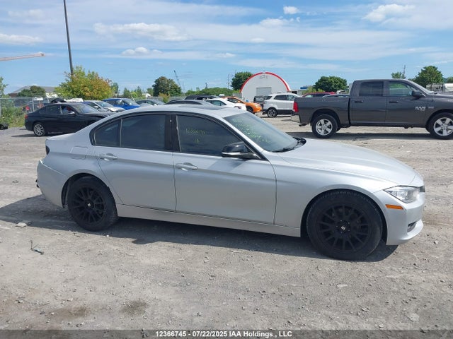 BMW 2015 2015 WBA3B3G54FNT17489 Image 13