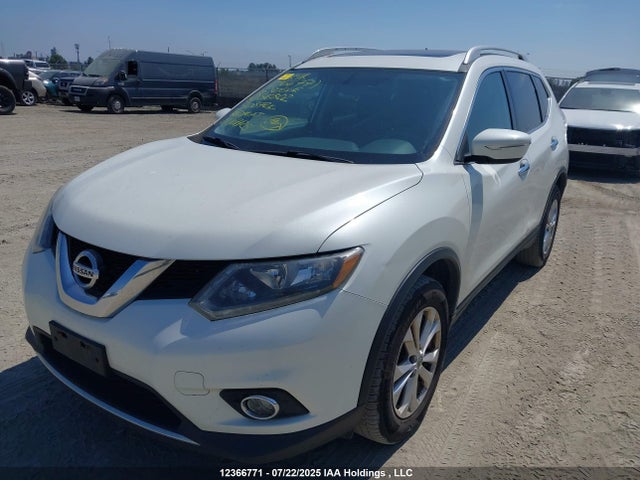Nissan 2015 2015 5N1AT2MV5FC816802 Image 2