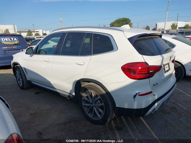 BMW X3 2019 5UXTR9C54KLE15016 Image 3