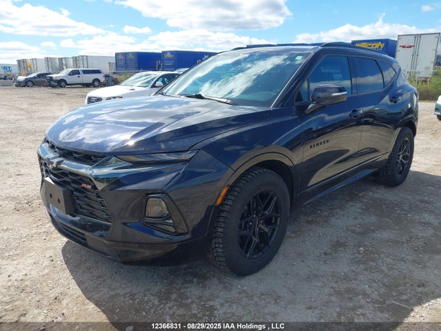 Chevrolet lgx 2021 3GNKBKRS2MS501075 Image 2