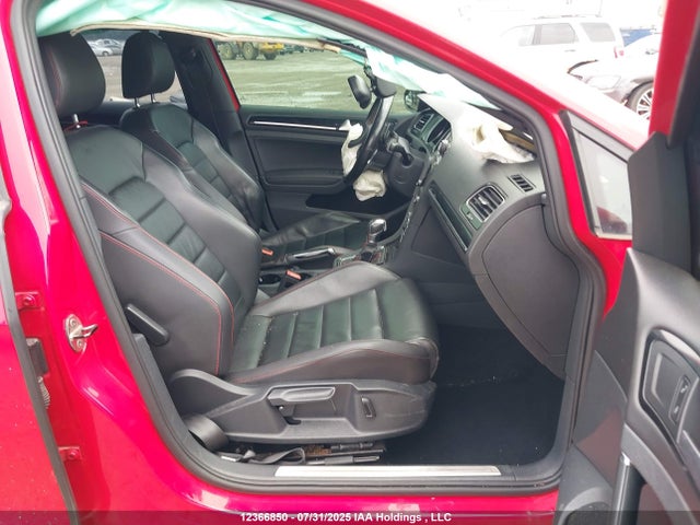 3VW4T7AU8FM098586 Volkswagen GTI