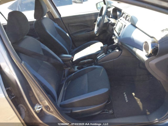 3N1CN8EV1RL848697 Nissan 2024