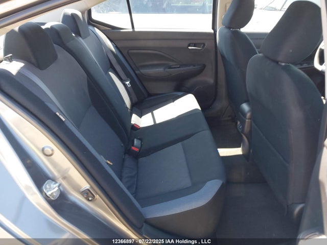 3N1CN8EV1RL848697 Nissan 2024