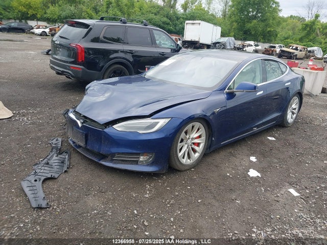 5YJSA1E24JF272687 Tesla 2018