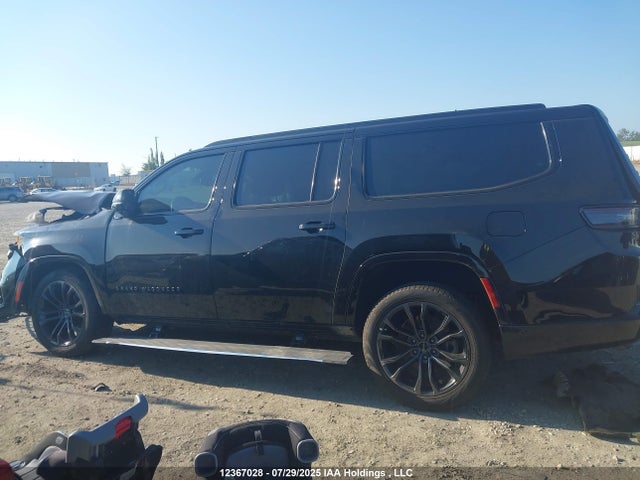 Jeep Grand Wagoneer 2023 1C4SJSFPXPS552416 Image 14