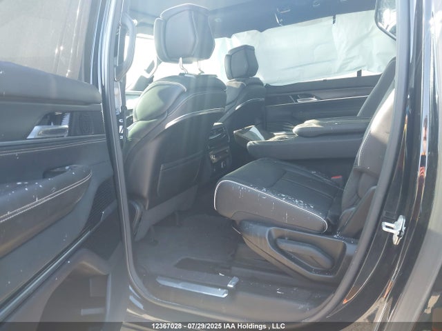 Jeep Grand Wagoneer 2023 1C4SJSFPXPS552416 Image 8