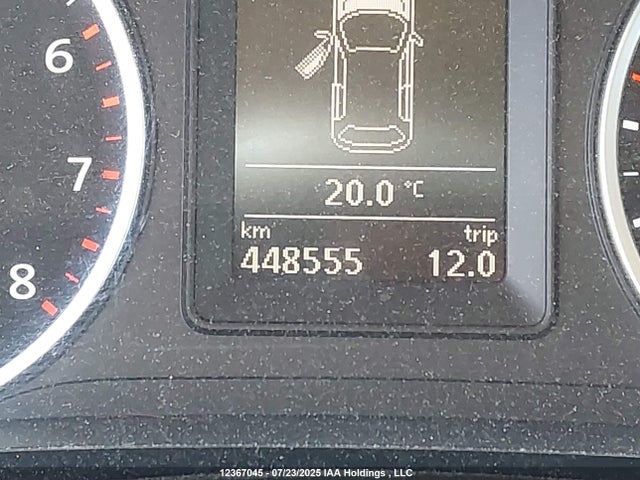 WVGJV7AXXFW593524 Volkswagen 2015