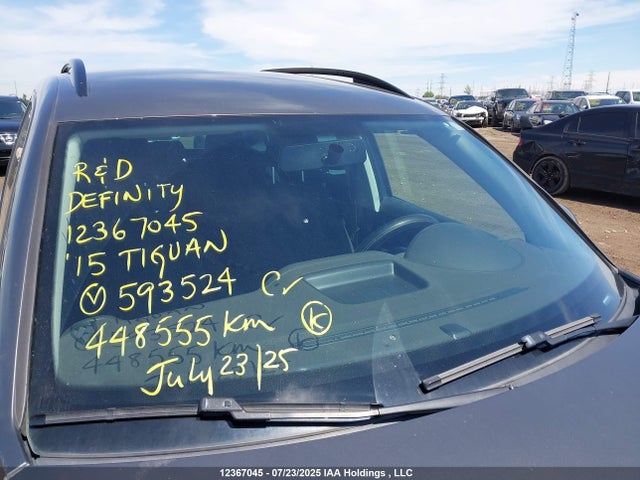 WVGJV7AXXFW593524 Volkswagen 2015