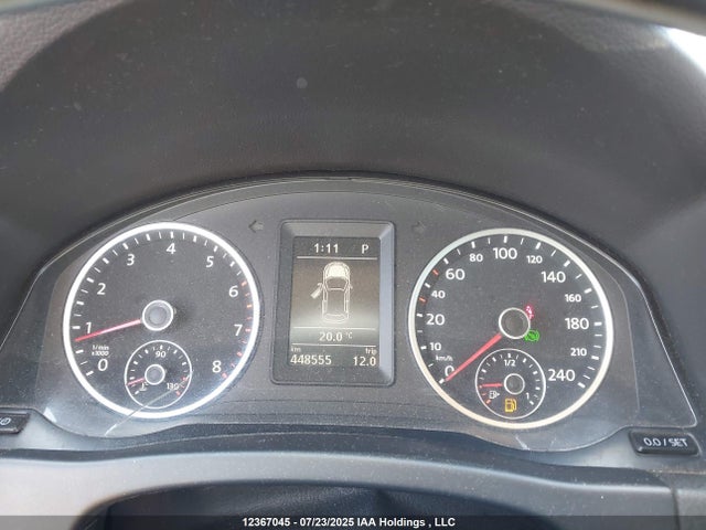 WVGJV7AXXFW593524 Volkswagen 2015
