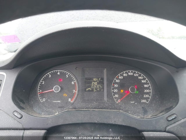 3VW2K7AJ3EM418475 Volkswagen Jetta 2.0l Trendline+