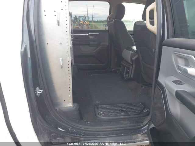 RAM 1500 2019 1C6SRFFT3KN872270 Image 8