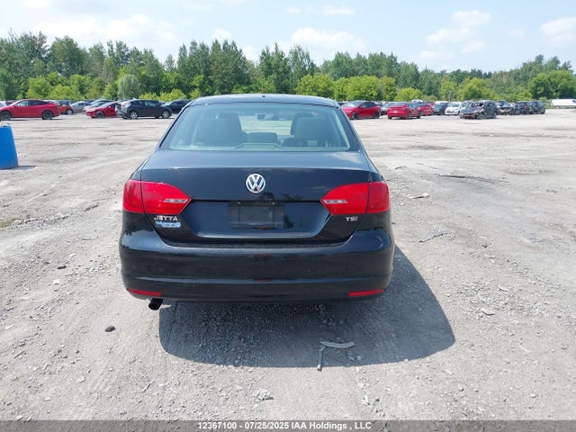 3VWB07AJ9EM409575 Volkswagen Jetta