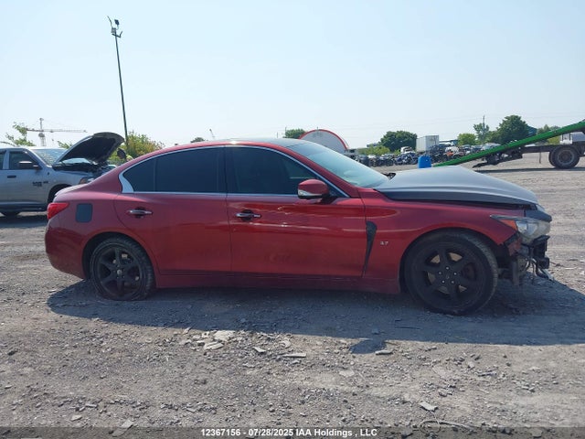 JN1BV7AR1FM423075 Infiniti 2015
