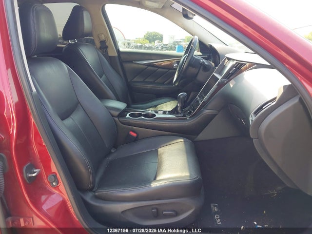 JN1BV7AR1FM423075 Infiniti 2015