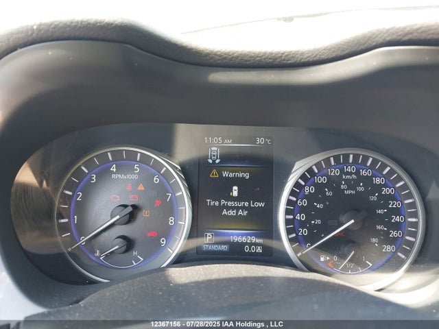 JN1BV7AR1FM423075 Infiniti 2015