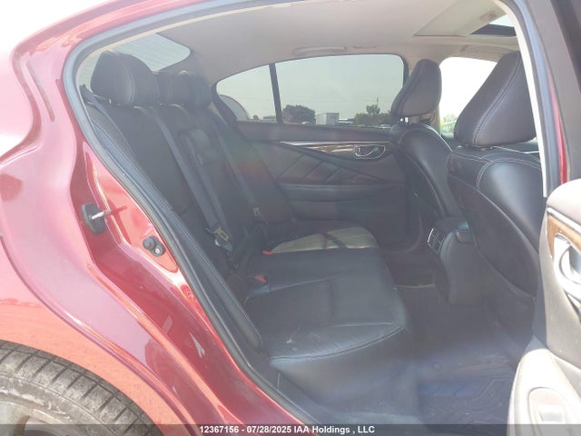 JN1BV7AR1FM423075 Infiniti 2015
