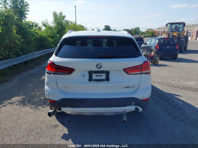 WBXJG9C03M5T82200 BMW X1