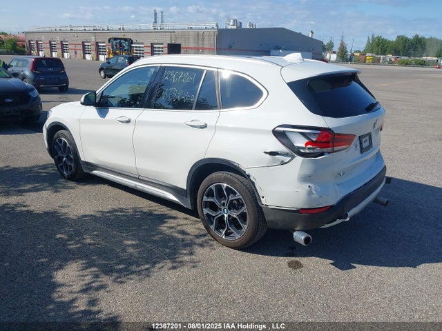 WBXJG9C03M5T82200 BMW X1