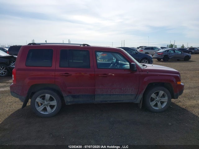 Jeep 2016 2016 1C4NJRAB3GD672225 Image 13