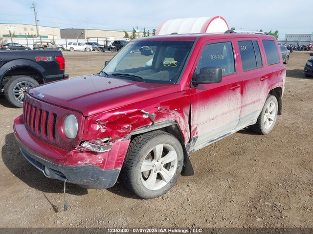 Jeep 2016 2016 1C4NJRAB3GD672225 Image 2